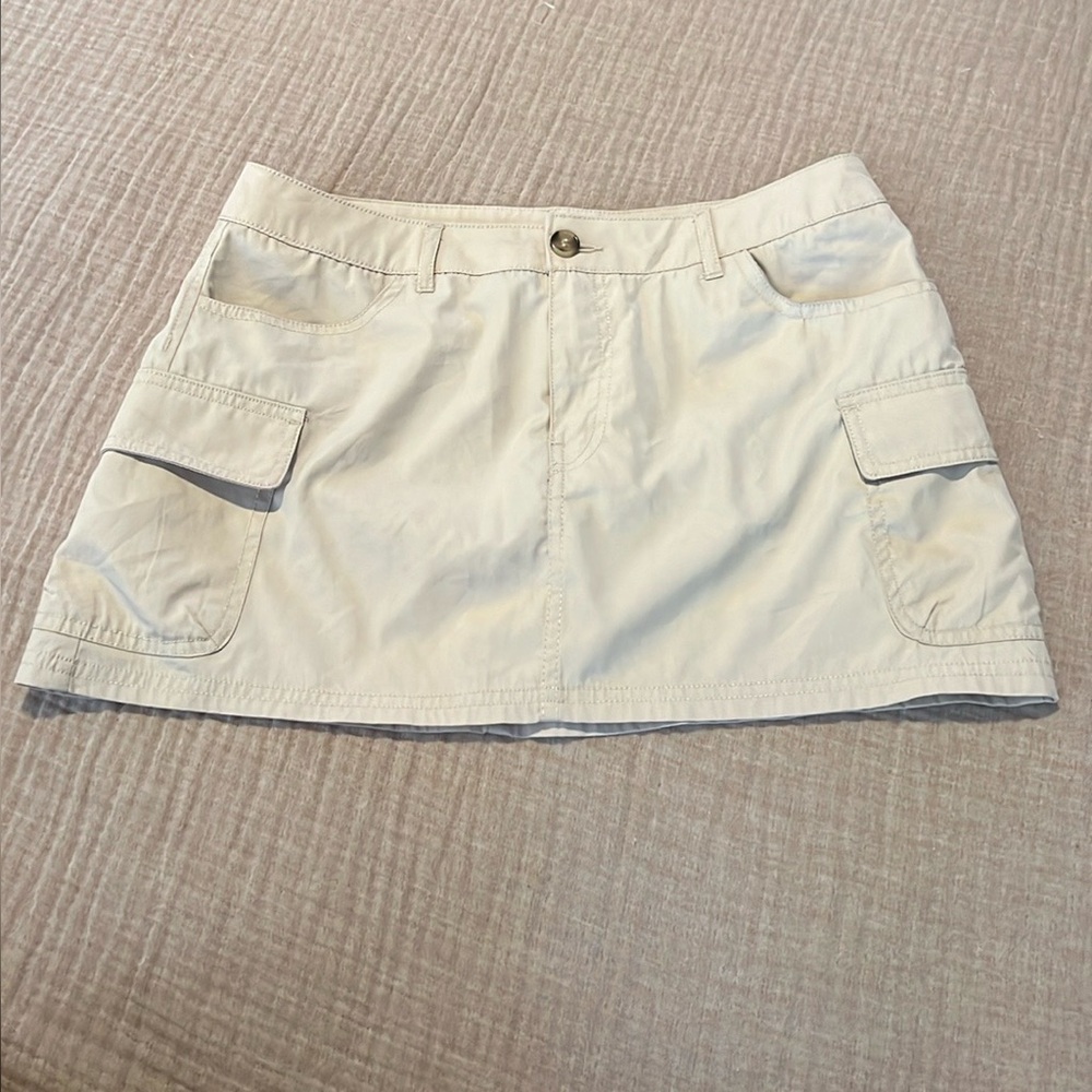 H&M Nude Cargo skirt